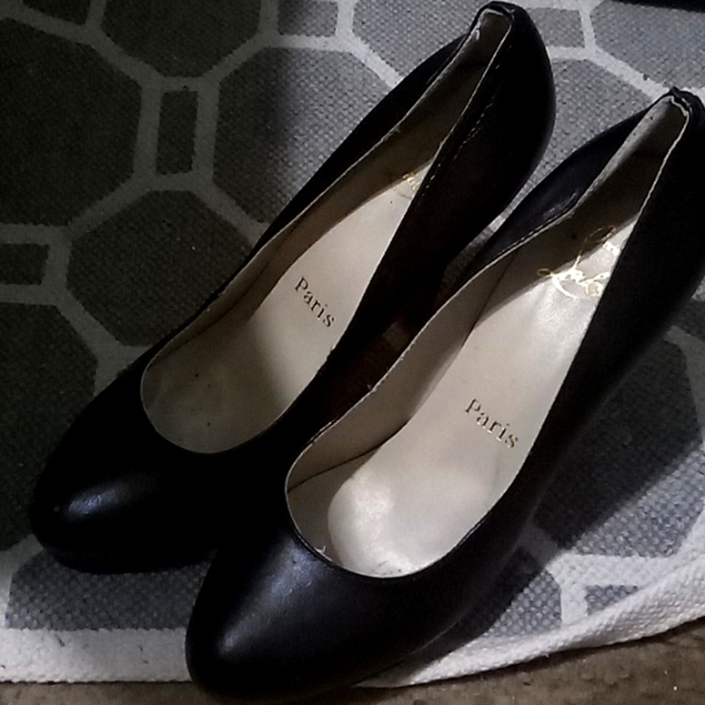 Black heels